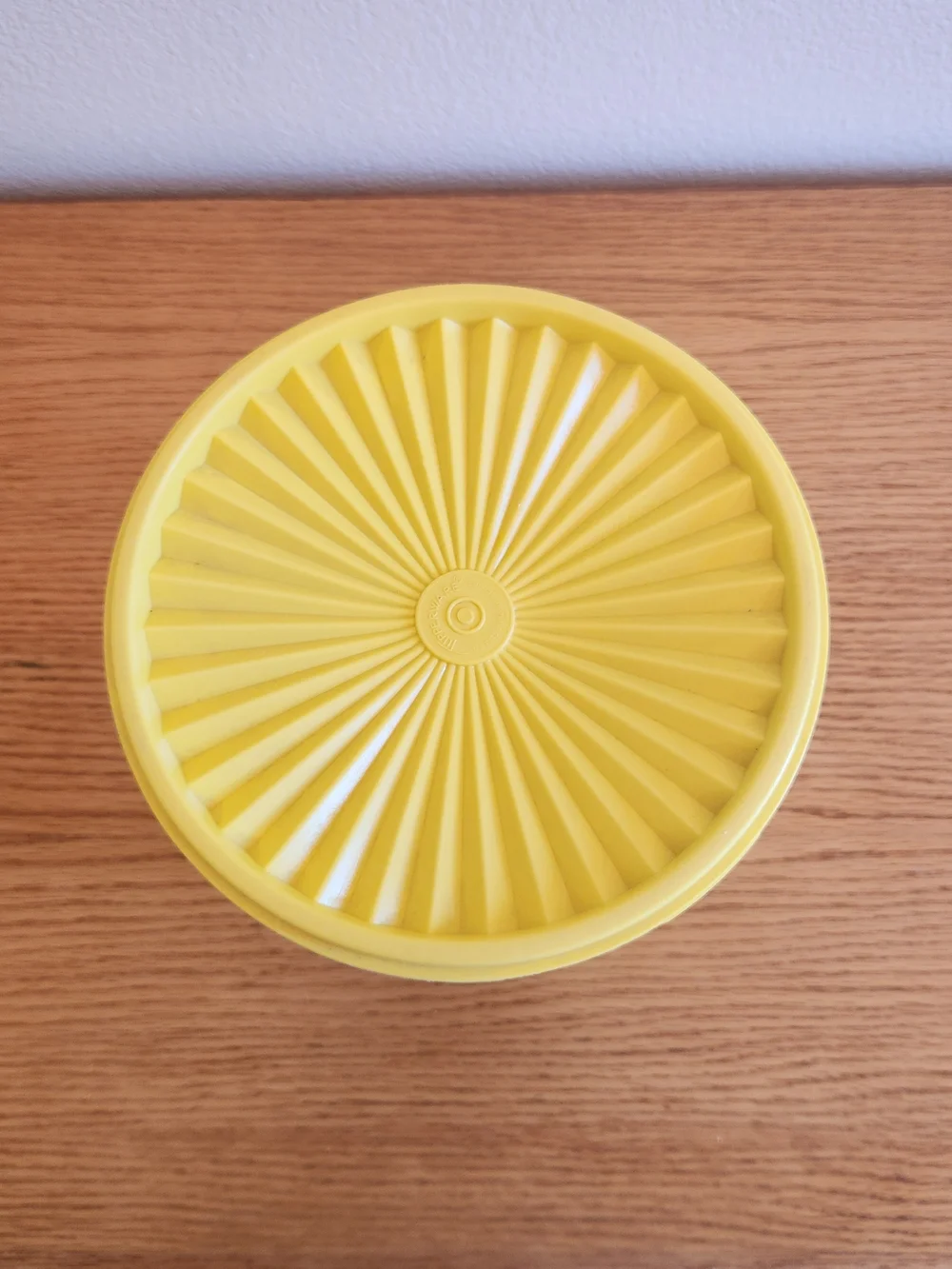 Tupperware set five